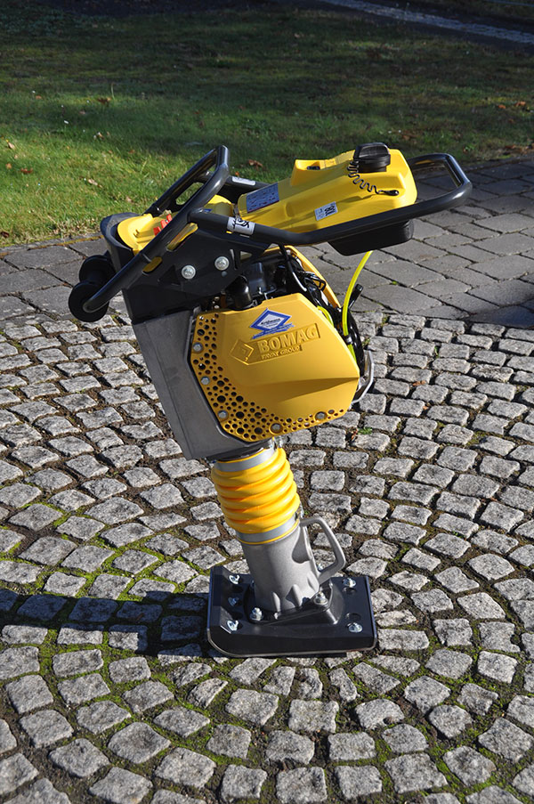 Bomag Rüttelplatte BVP 18/45 I Benzin